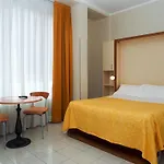 Lägenhetshotell Navigli 4*