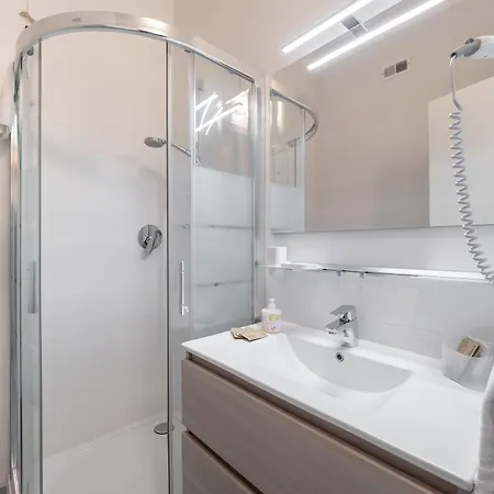 Navigli Aparthotel 4*