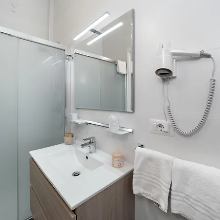 アパートホテル Navigli ミラノ