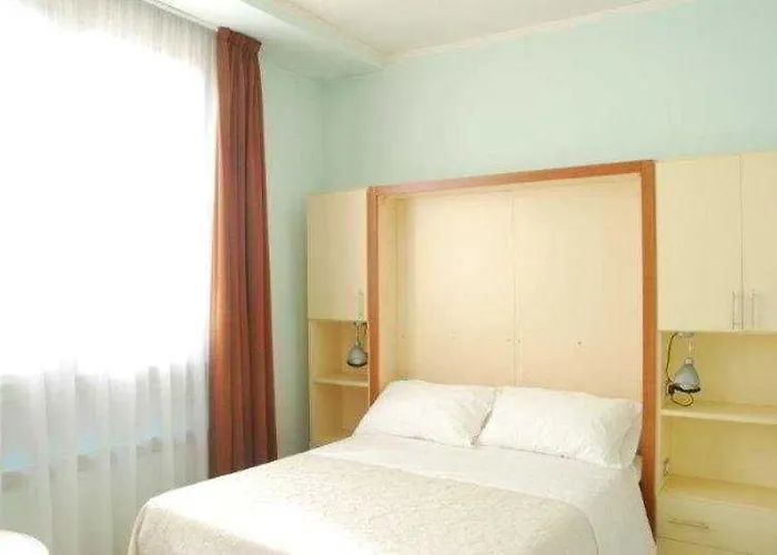 Hotel apartamentowy Navigli Mediolan